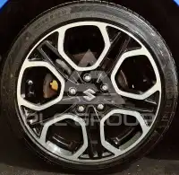 2020 Suzuki SWIFT