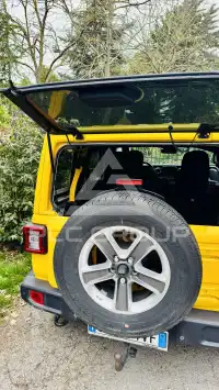 2020 Jeep WRANGLER