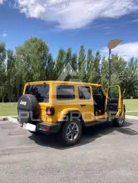 2020 Jeep WRANGLER