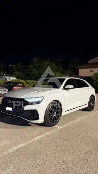 2020 Audi Q8