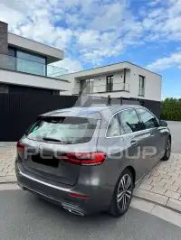 2020 Mercedes Benz B 180