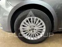 2020 Mercedes Benz V 300