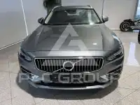 2020 Volvo V90