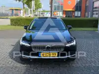 2020 Volvo V90