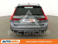 2020 Volvo V90