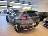 2020 Volvo XC40