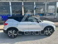2020 Volvo XC40