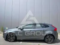 2020 Volvo V40