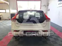 2020 Volvo V40