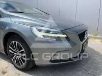 2020 Volvo V40