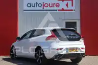 2020 Volvo V40
