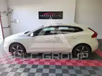 2020 Volvo V40