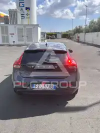 2020 Volvo V40