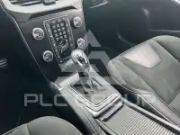 2020 Volvo V40