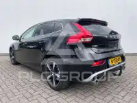2020 Volvo V40