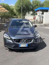 2020 Volvo V40