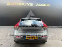 2020 Volvo V40