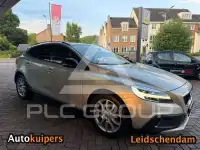 2020 Volvo V40