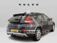 2020 Volvo V40