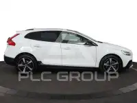 2020 Volvo V40