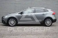 2020 Volvo V40