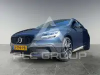 2020 Volvo V40