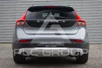 2020 Volvo V40