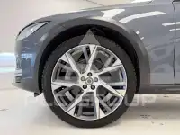 2020 Volvo V90