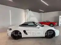 2020 Porsche 718