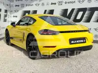 2020 Porsche 718