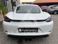 2020 Porsche Cayman