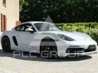 2020 Porsche Cayman