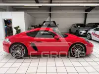 2020 Porsche Cayman