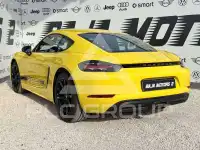 2020 Porsche Cayman