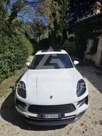 2020 Porsche MACAN