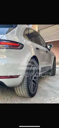 2020 Porsche MACAN