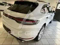 2020 Porsche MACAN