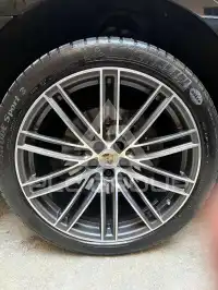 2020 Porsche MACAN