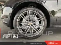2020 Porsche MACAN