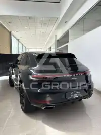 2020 Porsche MACAN