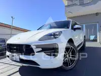 2020 Porsche MACAN