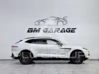 2020 Aston Martin DBX