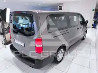 2020 Peugeot Traveller