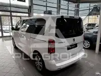 2020 Peugeot Traveller