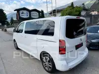 2020 Peugeot Traveller