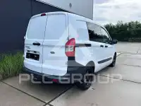 2020 Ford Courier