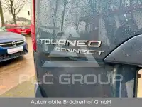 2020 Ford Tourneo