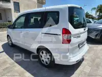 2020 Ford Tourneo
