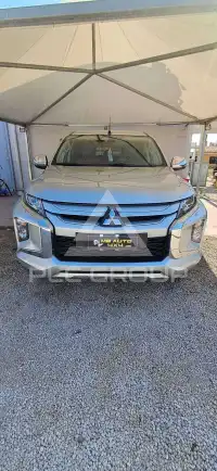 2021 Mitsubishi L200