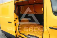 2021 Nissan NV 300